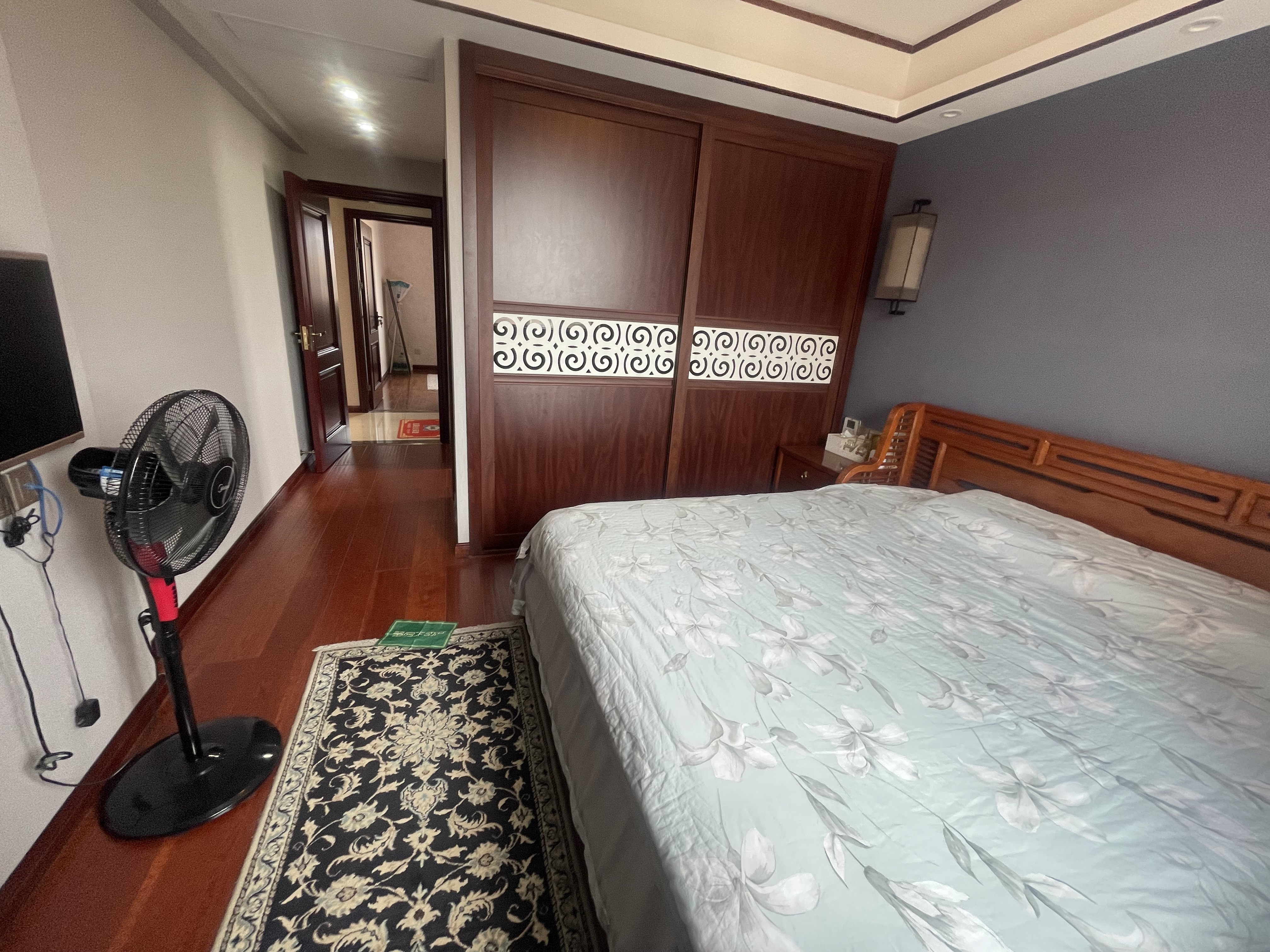 满庭春.中式风格.南北通透.保养好.直接拎包入住.诚意看房