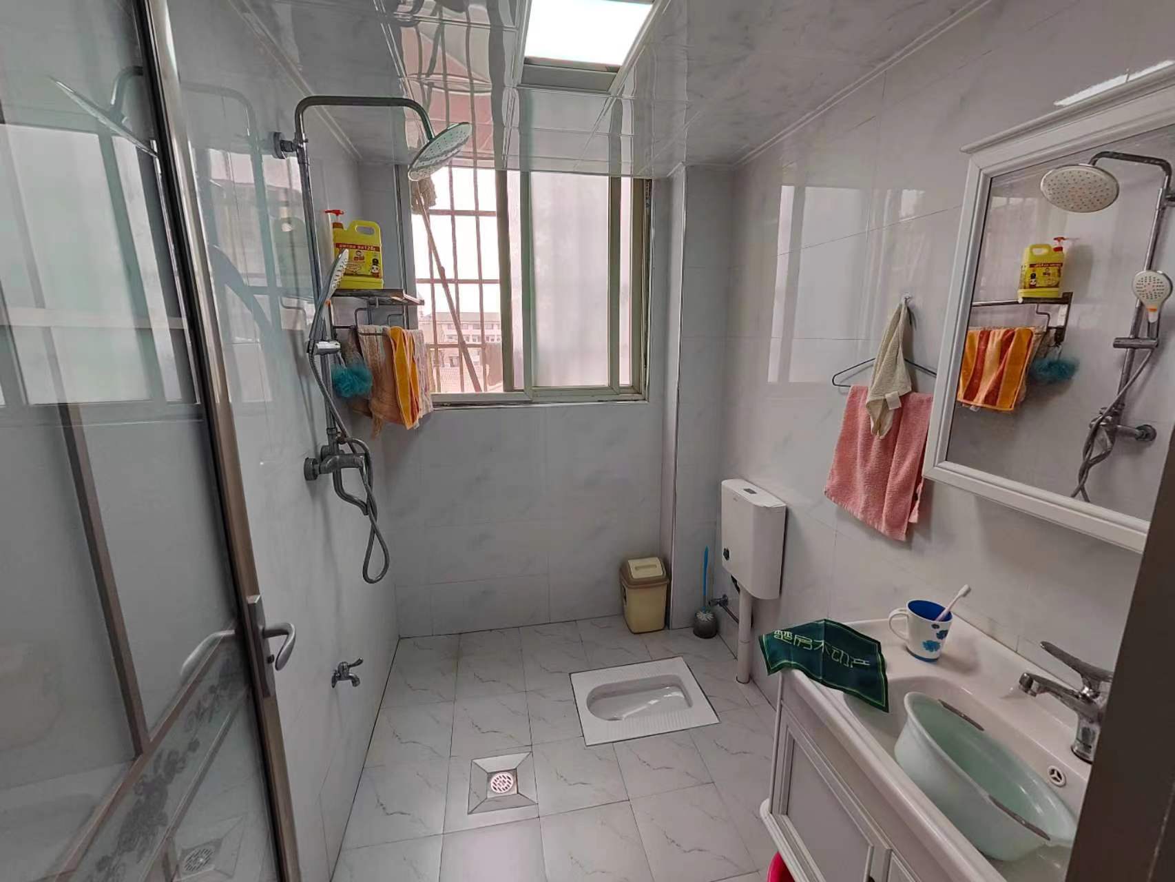 武商附近好房子，长虹花园精装大三房业主诚意出售，家电齐全拎包入住