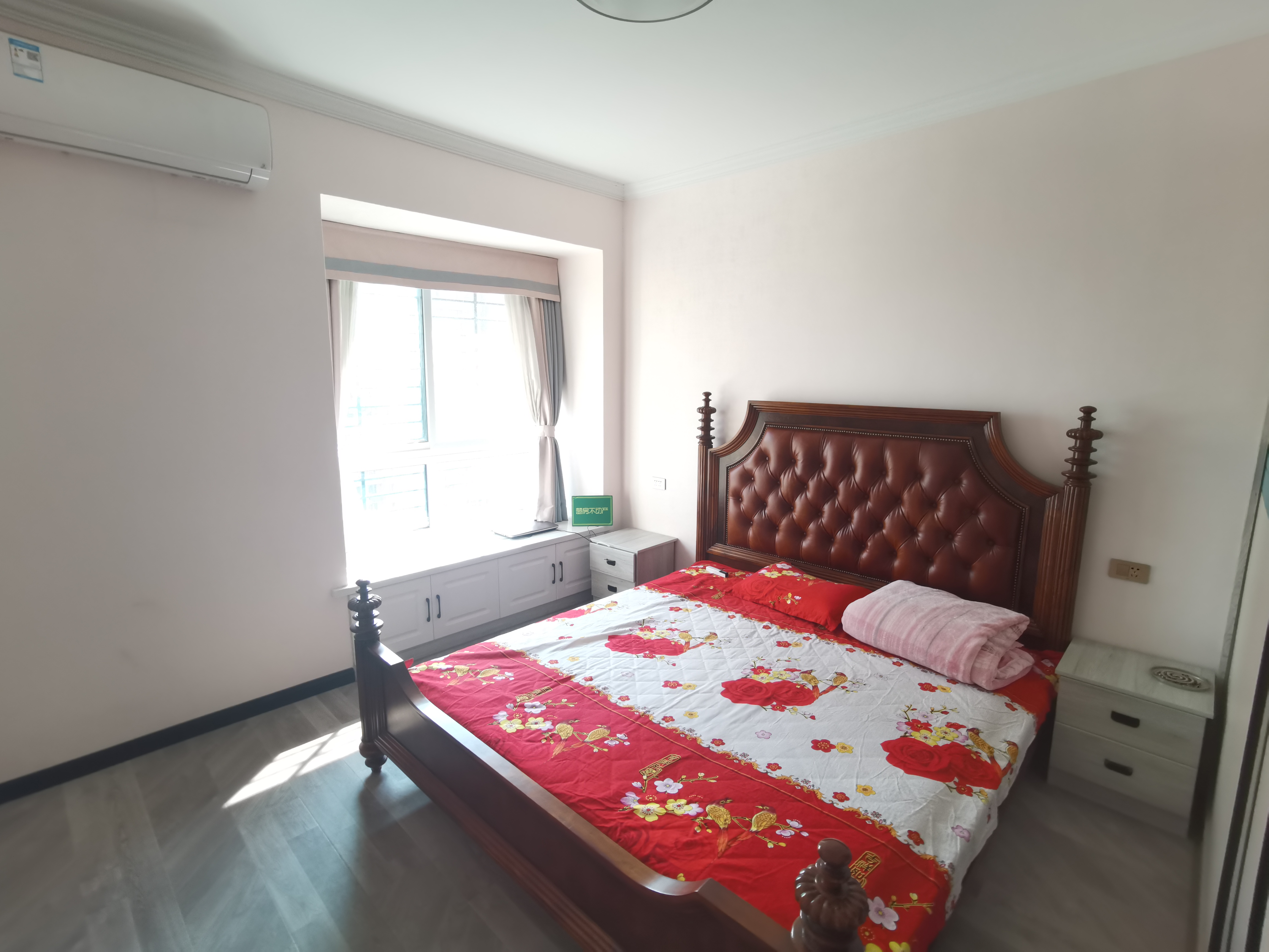 漫城林语稀缺精装大四房，拎包入住，业主诚心卖看房方便