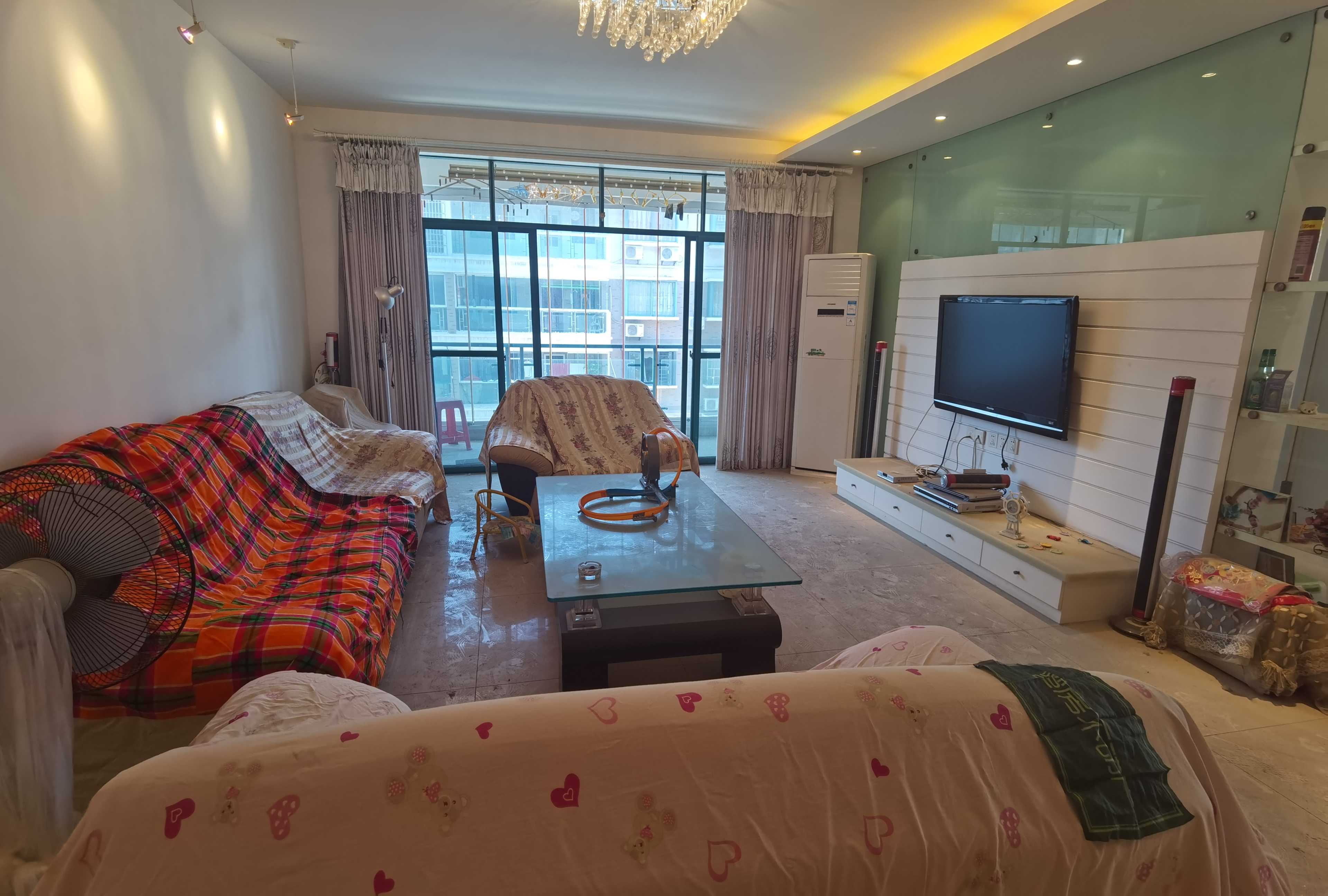 仙河城市花园  大四房 旁边就是武商 出行方便 看房也方便 欢迎来电咨询