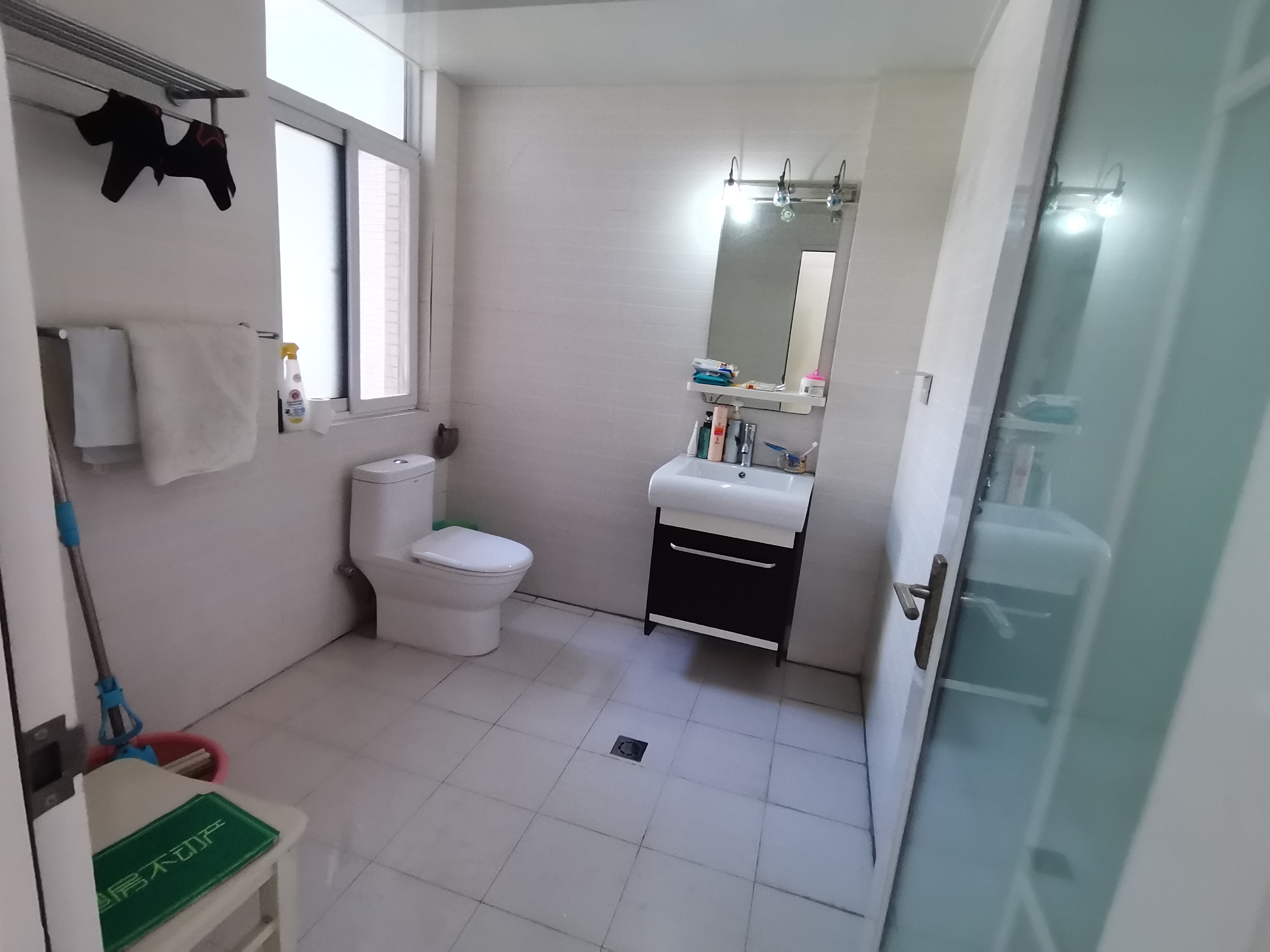 世纪雅园精装三房全屋暖气片中间楼层房东诚意出售