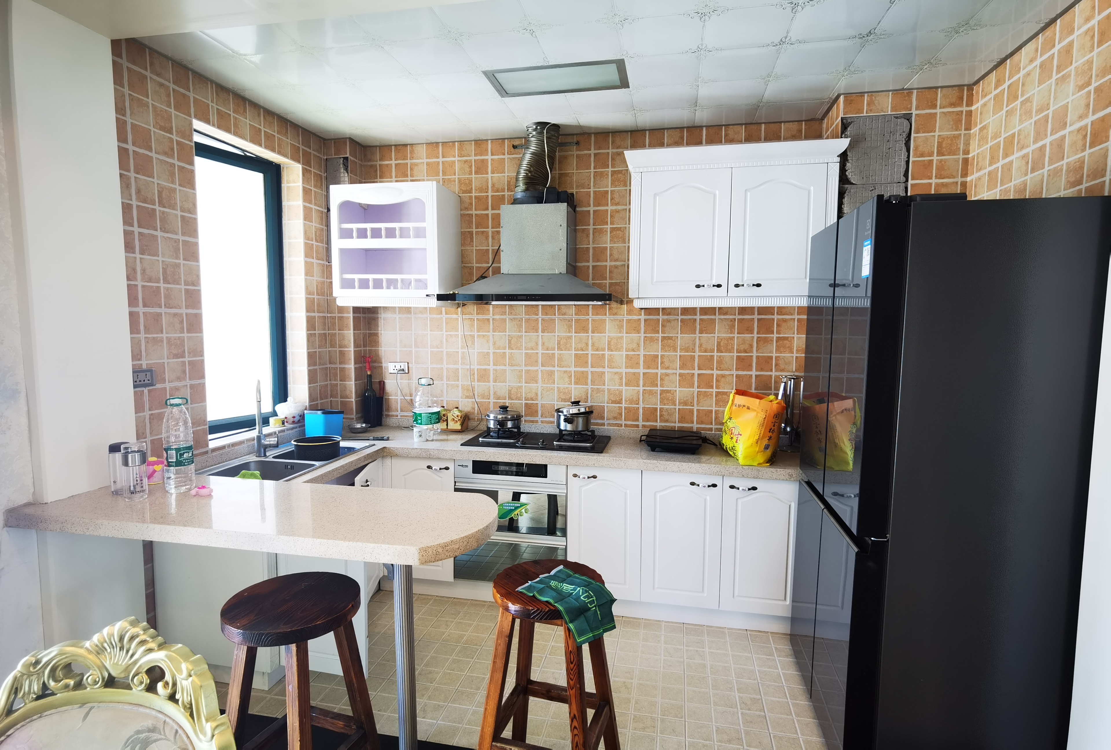 德政金园复式欧式风格家里的格局布置的很好拎包入住家里基本没怎么住实际面积180平左右