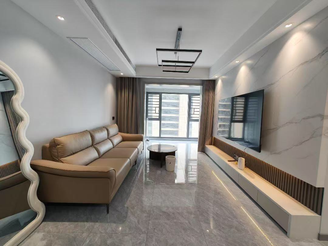 降价了，城南，森林国际北苑，全新装修，精装三房，电梯好楼层，捡漏