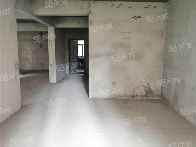 城南毛坯三房，证满二