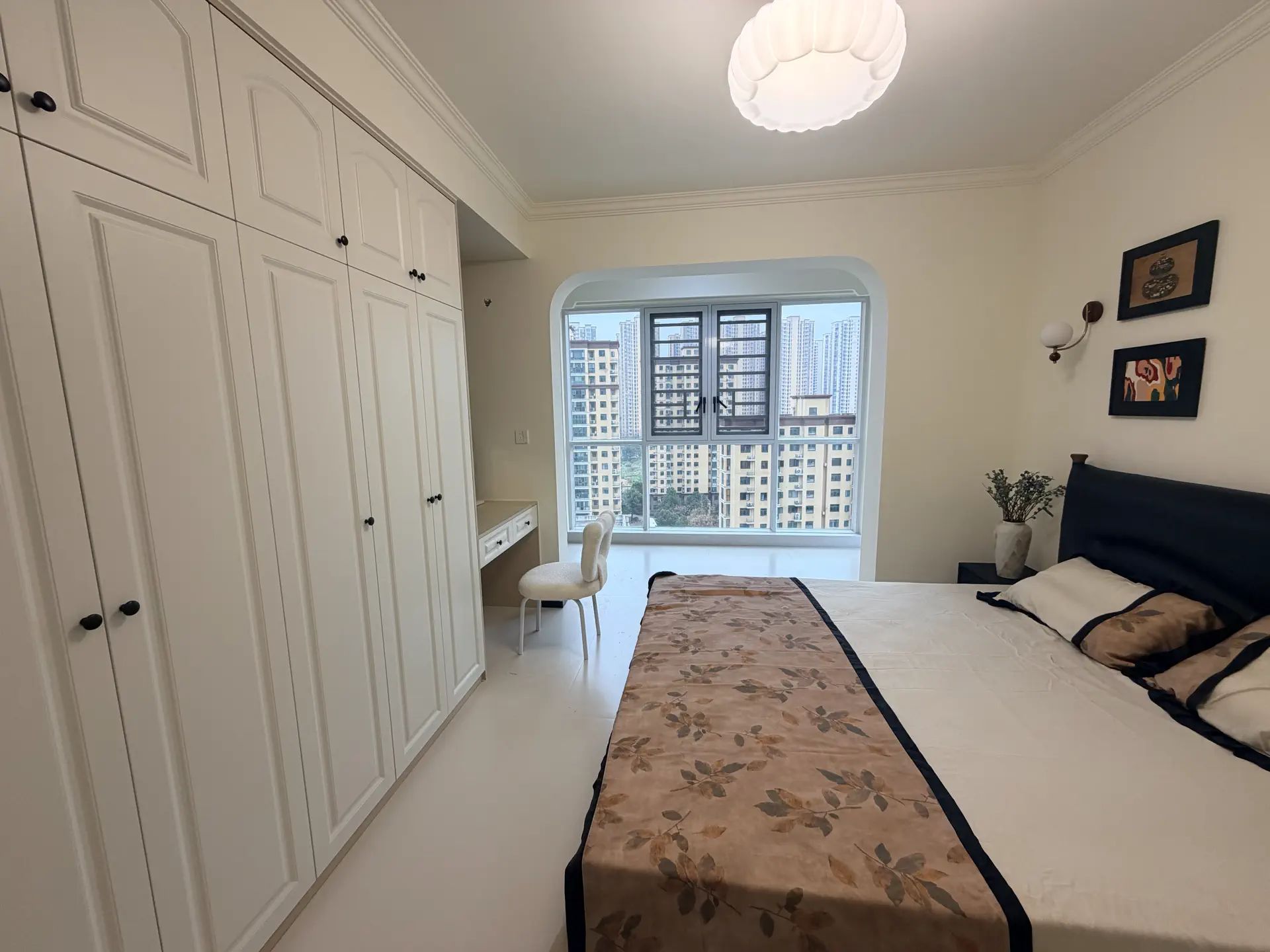 沔阳公园旁，城南，新城壹号五期，电梯12楼，老证，单价5900，新二中二小