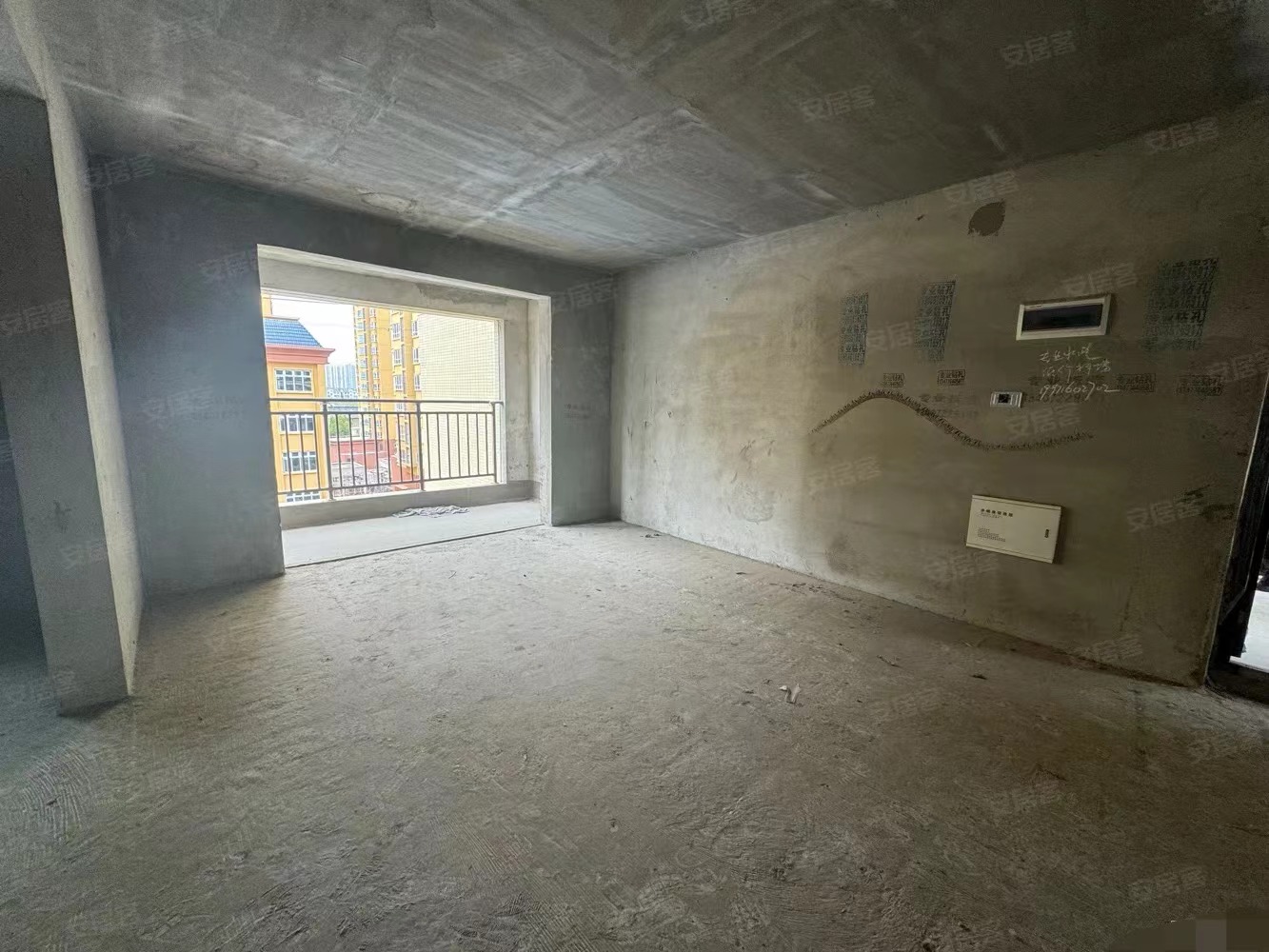 40，房东亏本出，领秀城，人车分流，小高层，​东边户，三开间朝南，南北双阳台​