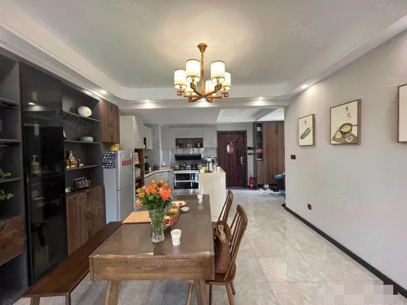 ？急售，城南，新城壹号5期，精装三房两卫，电梯好楼层，证满二，诚心出售