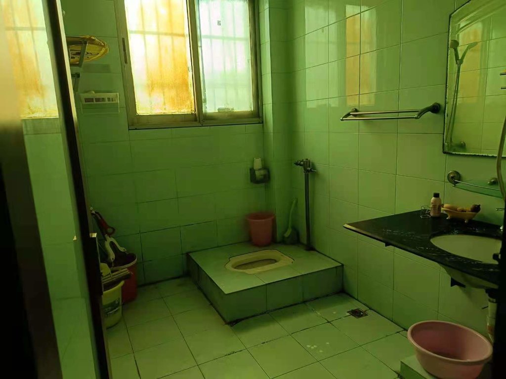 仙桃晓雪旁德政园布诺尼大三房看房诚意出租家电齐全