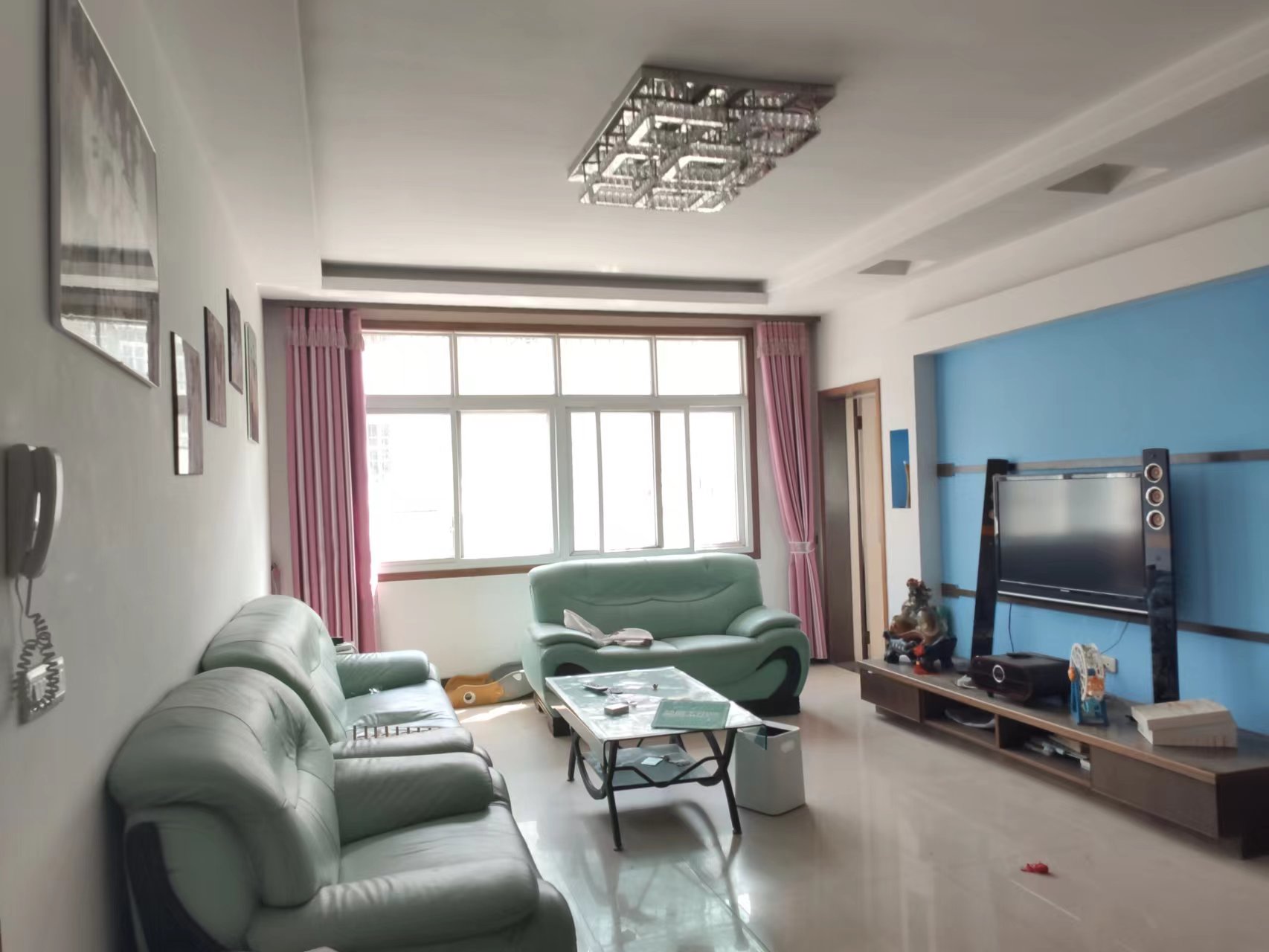 房东急售 实验二小 宏达小区精装修 三室两厅两卫 看房方便南北通透