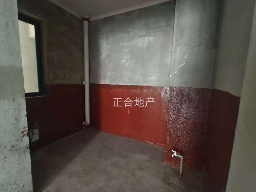 捡漏。城南，森林国际翡冷翠，毛坯三房，单价5500，满二，13楼好楼层