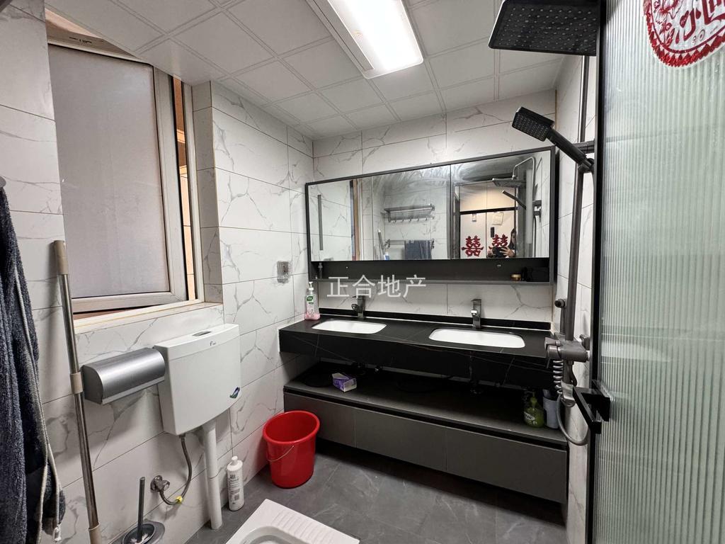 亏本出售，森林国际，精装三房，99新，包营业税，好楼层