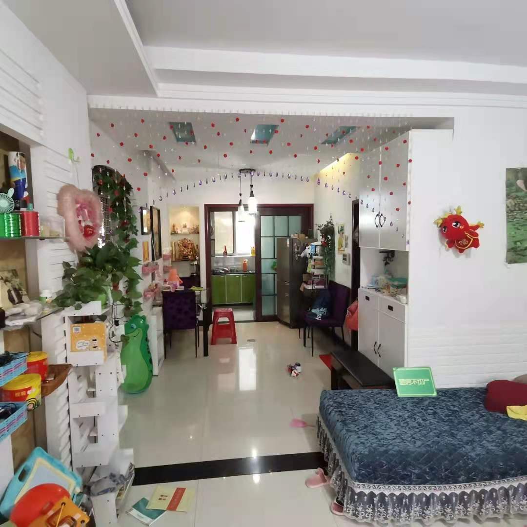 香岸华府两房2楼爬楼不累man5诚意出售！