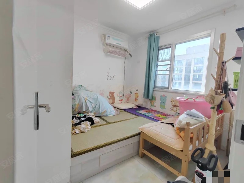 满庭春，单价3800，供暖房，双阳台，南北通透，双阳台，证满二