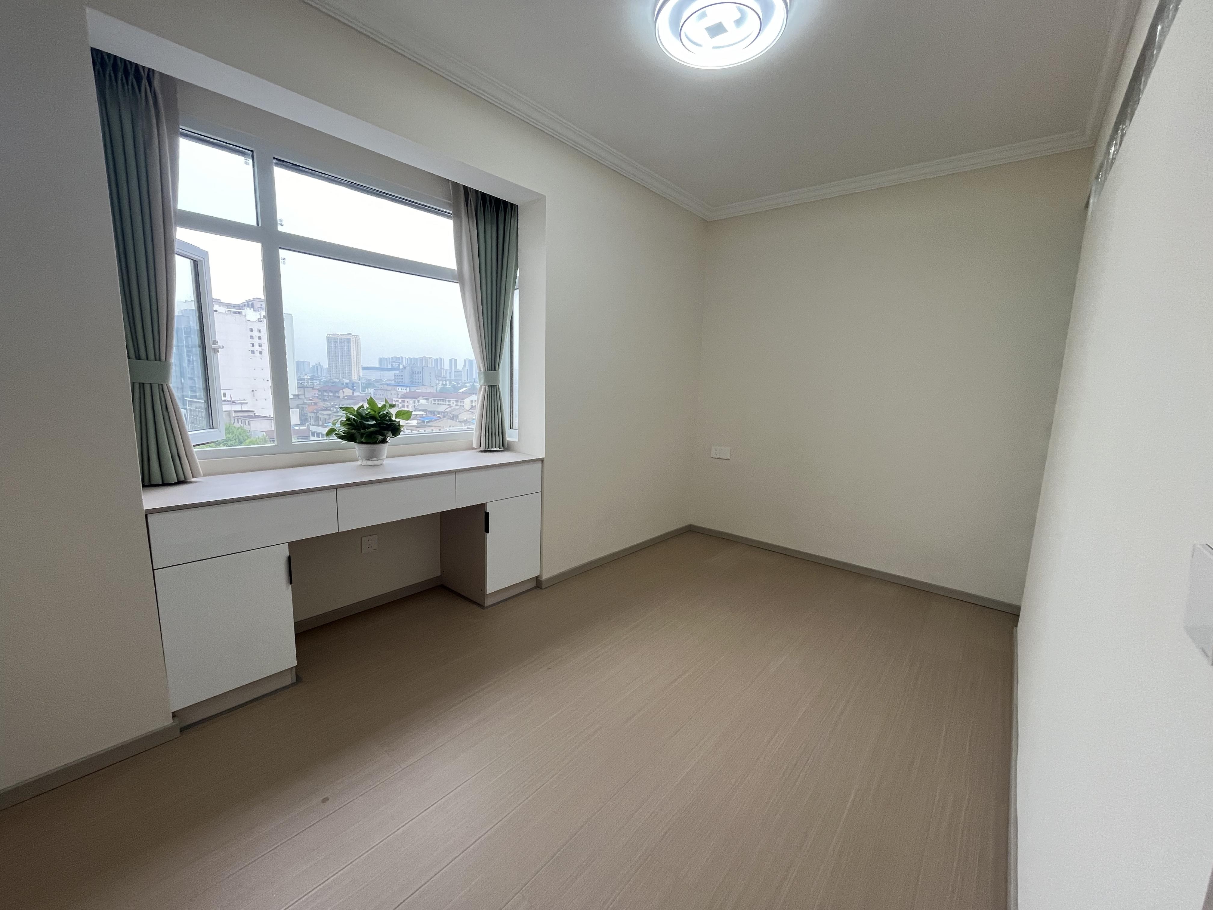 仙桃老城区三合鑫城精装房