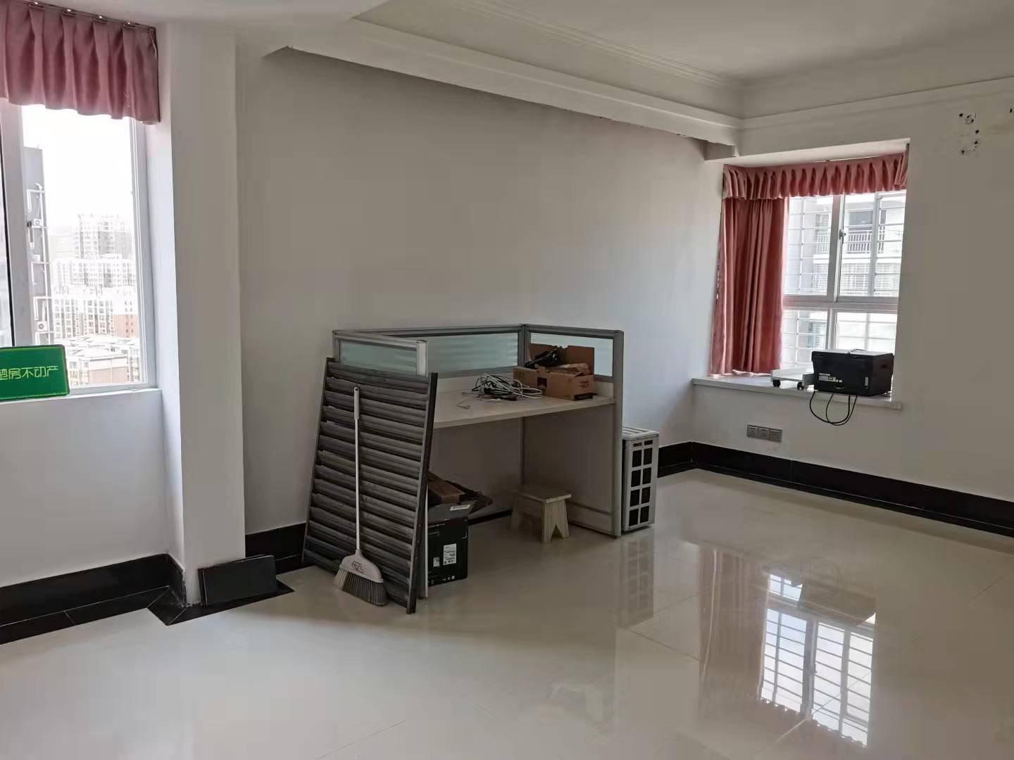 城市丽景精装大三房南北双阳台证满二看房方便诚意出售！