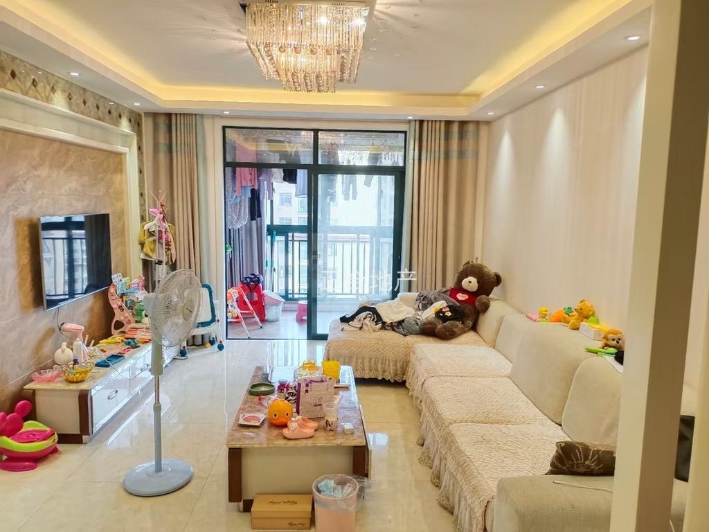 急售，城南，新城壹号， 精装两房，电梯好楼层，证满二，看中可谈