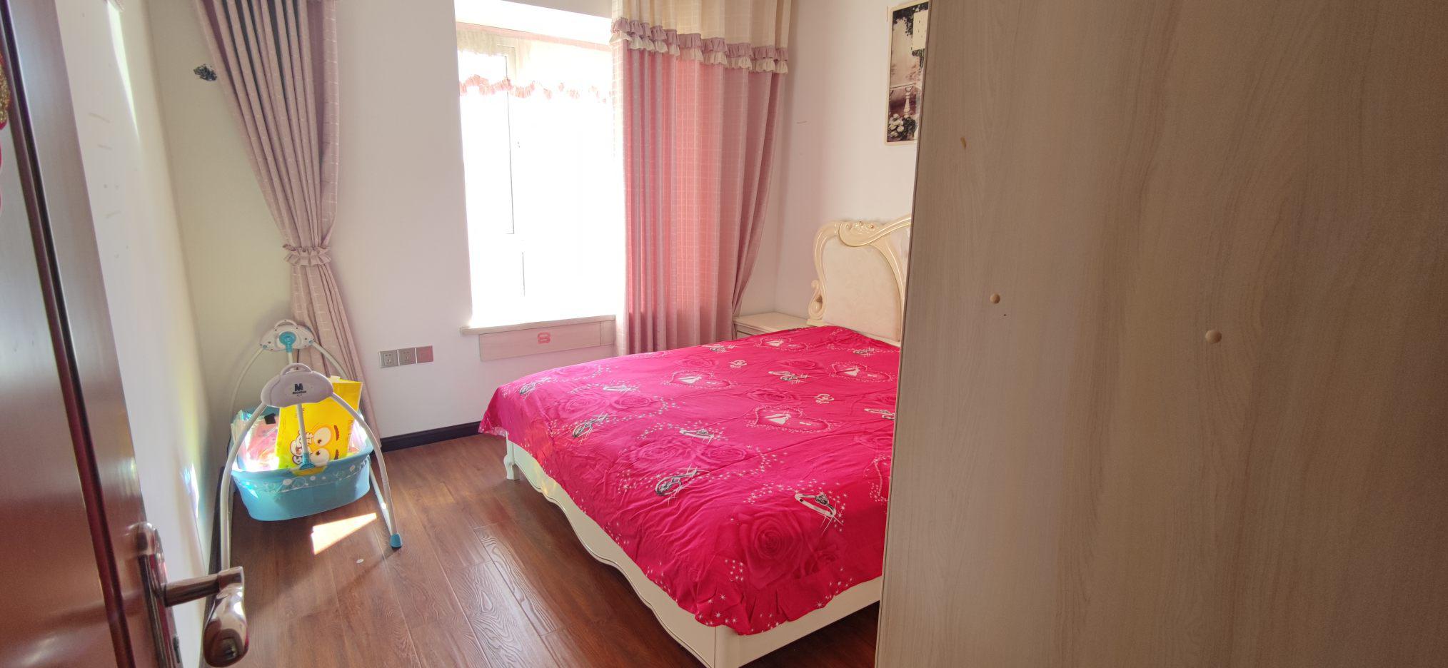 森林国际，精装两房，好楼层，拎包入住南城新区 旁