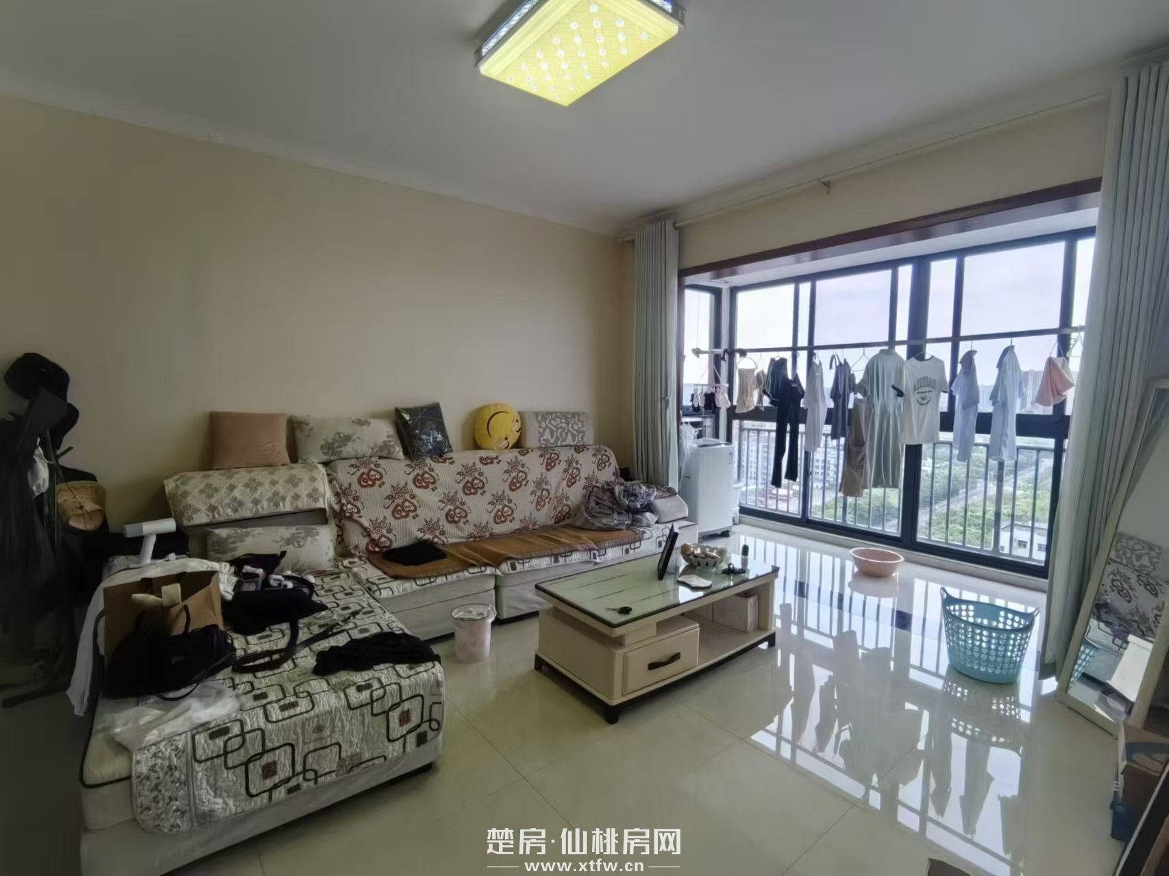 精装修毛坯价一梯一户前后无遮三间向阳客厅居中