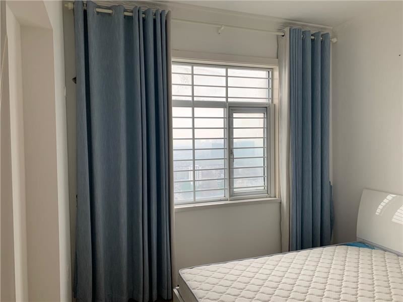 城西天下城市星座全新装修家具齐全中间楼层采光充足方便看房