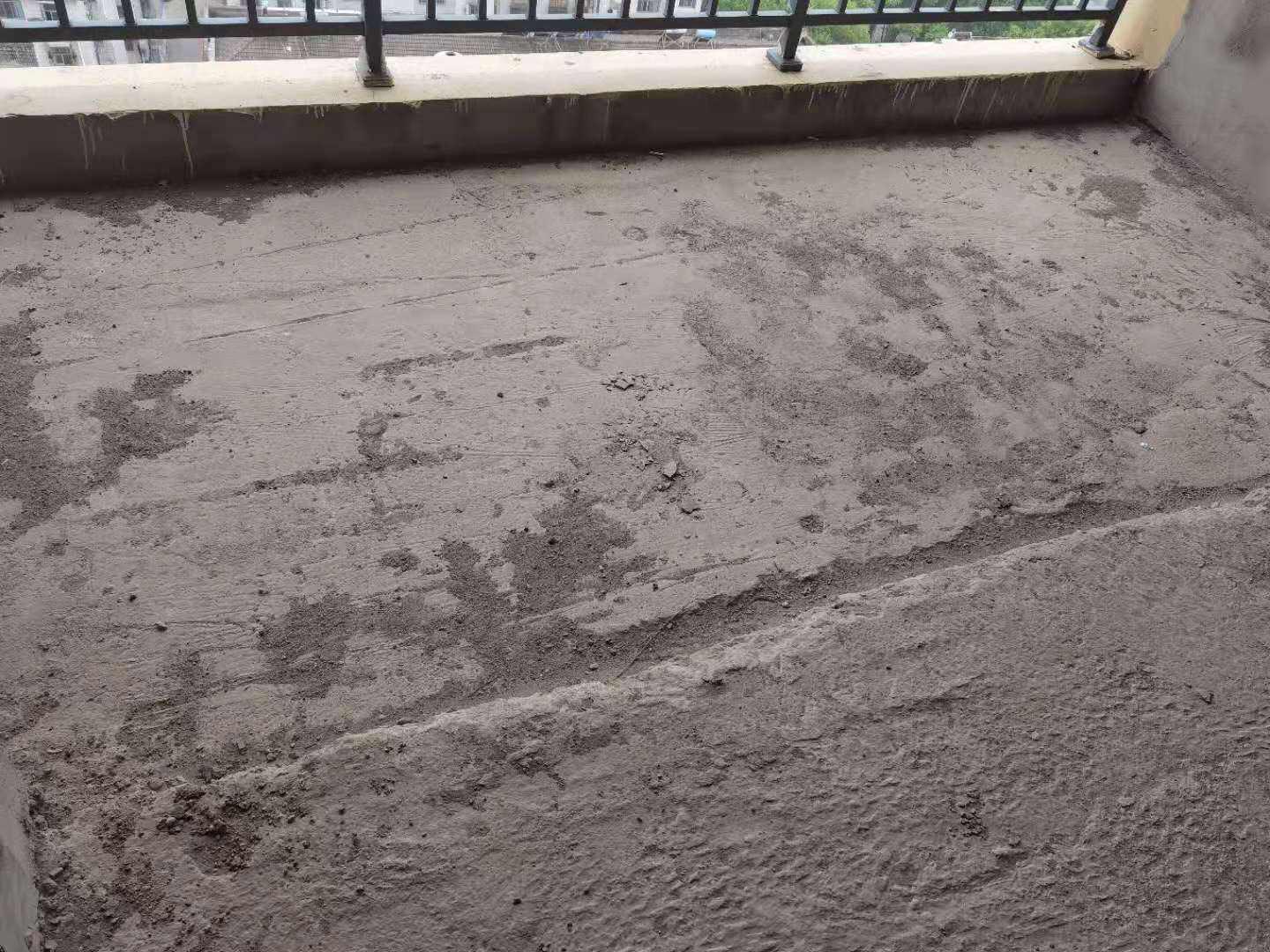 财源盛景毛坯三房中间好楼层，武商旁边