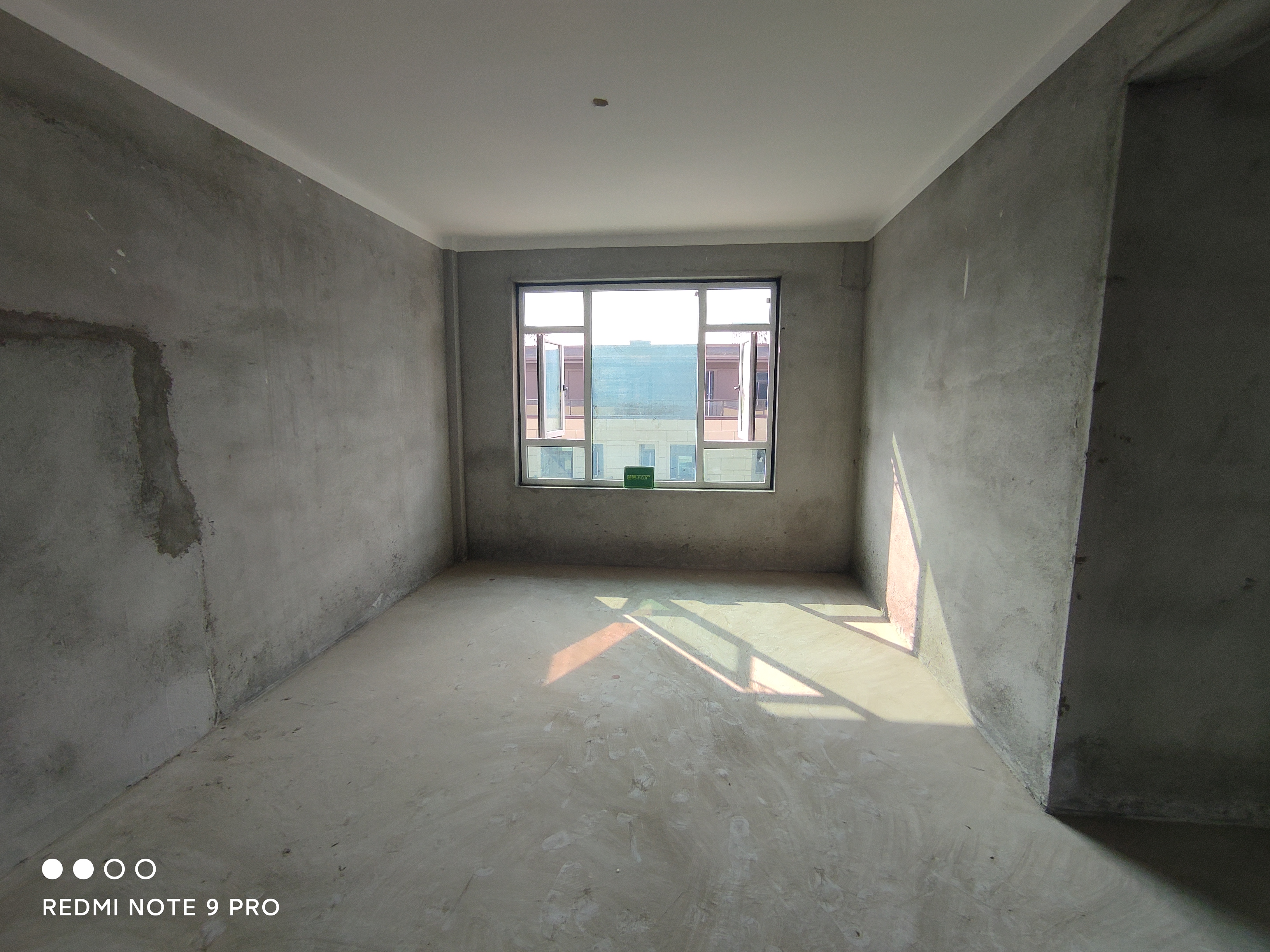 祥生观棠府连排别墅静谧舒适的环境带超大花园业主诚心保本卖为您的品质生活保驾护航