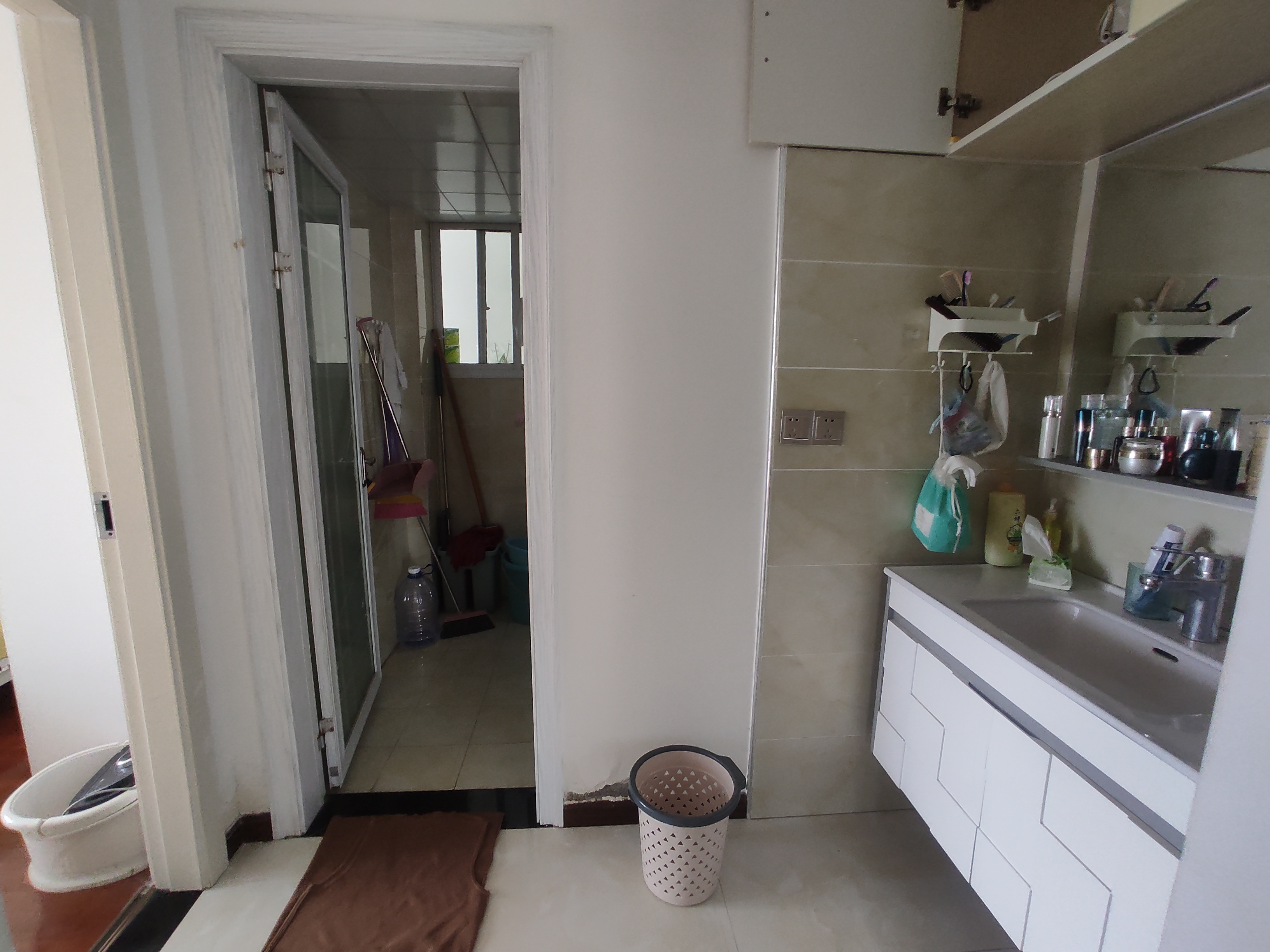 福星城精装三房家电齐全证件满二看房方便诚意出售