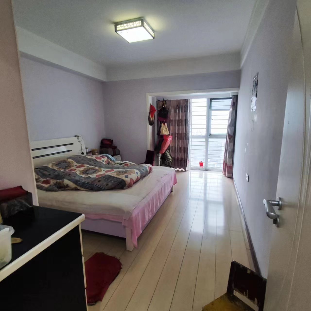 浅水湾.精装三房.证件满二.看房方便