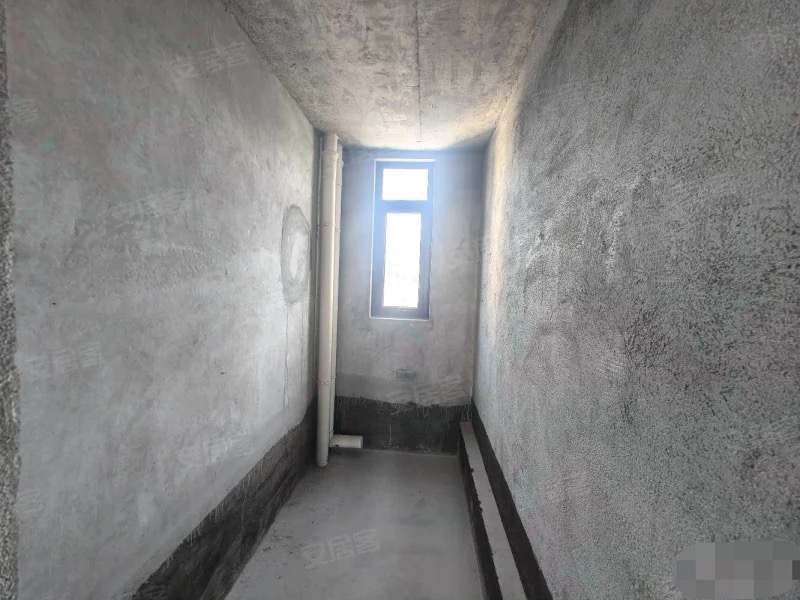 捡漏，城南，锦绣江山望府，纯边户、80万带车位，满二，南北双阳台