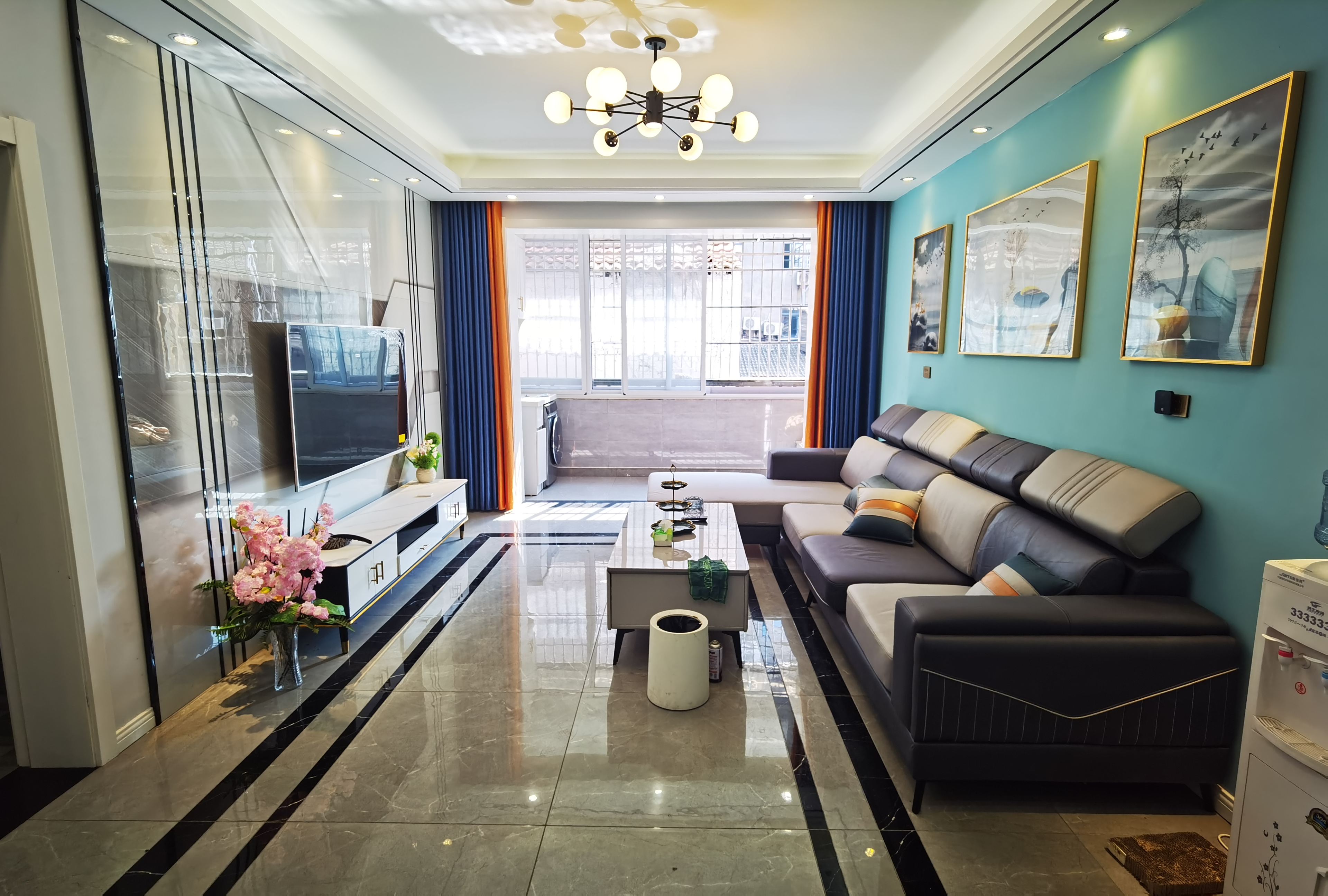 世北春 精装四房 刚刚装修半年 都没怎么住过  诚心出售