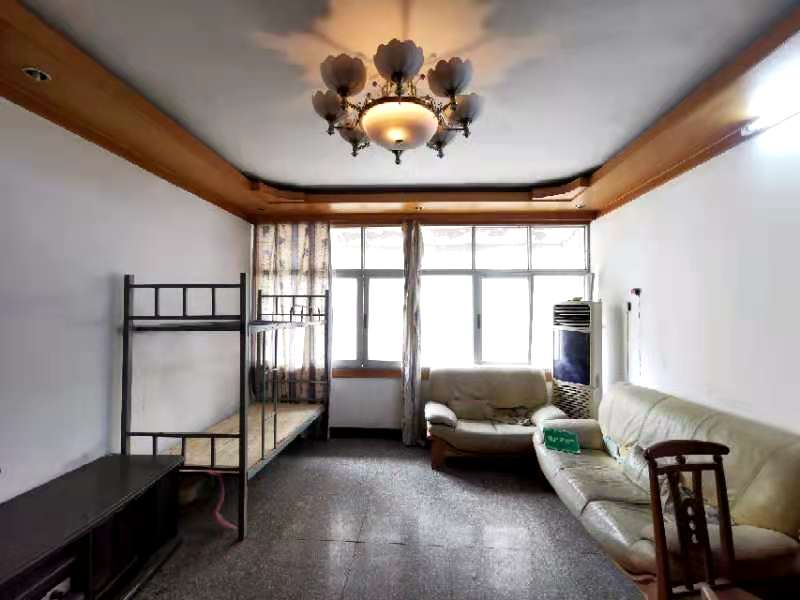 大新路时代广场后面优质大三房  步梯好楼层 出门就是商城 三面采光