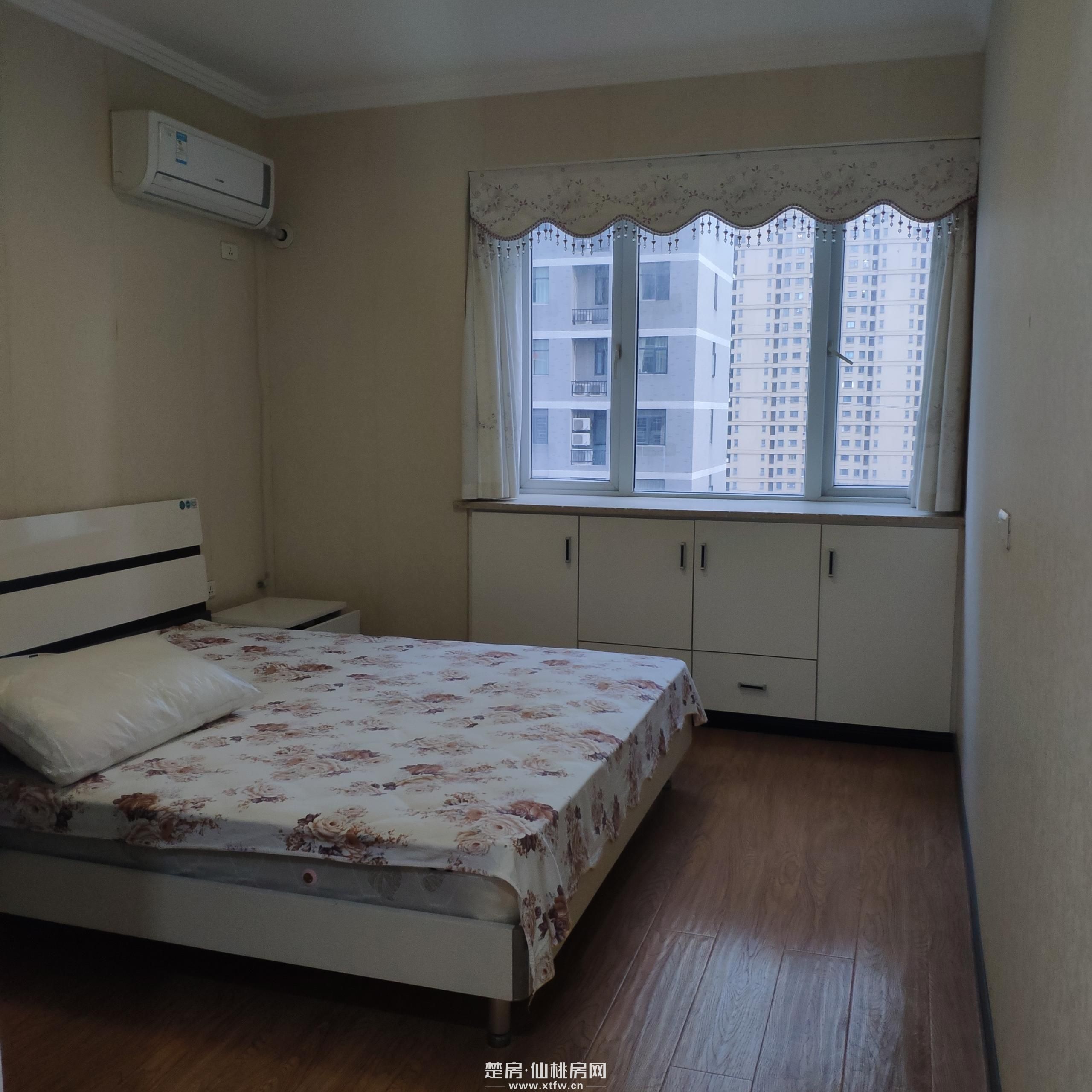 城西沃尔玛旁田园国际大三房和入户花园南北通透带停车位