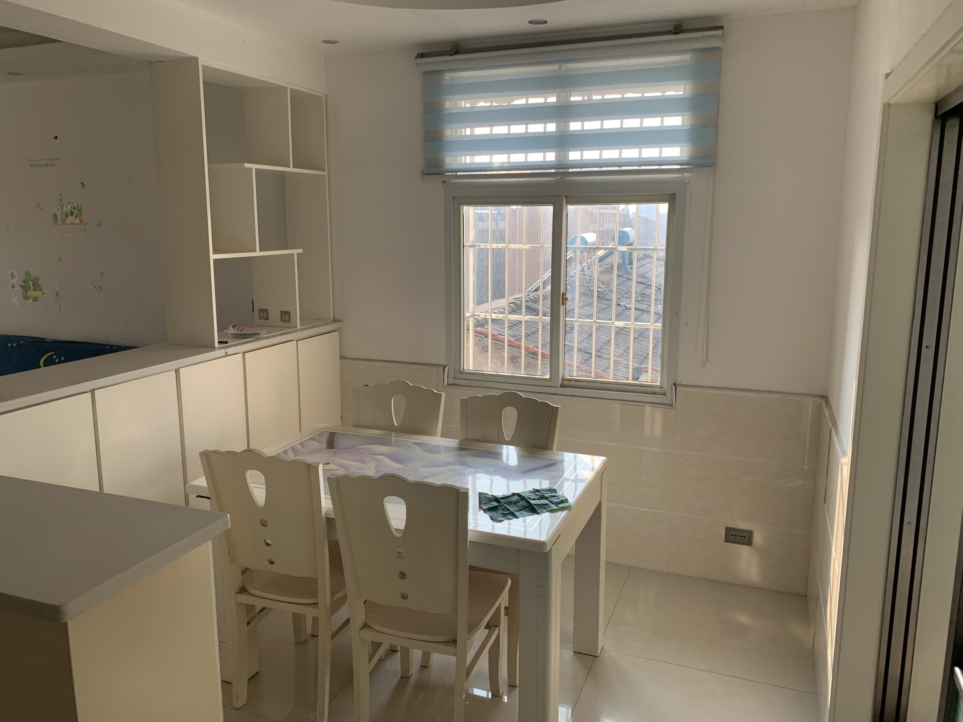 四中对面东方小区精装大三房平时没怎么住