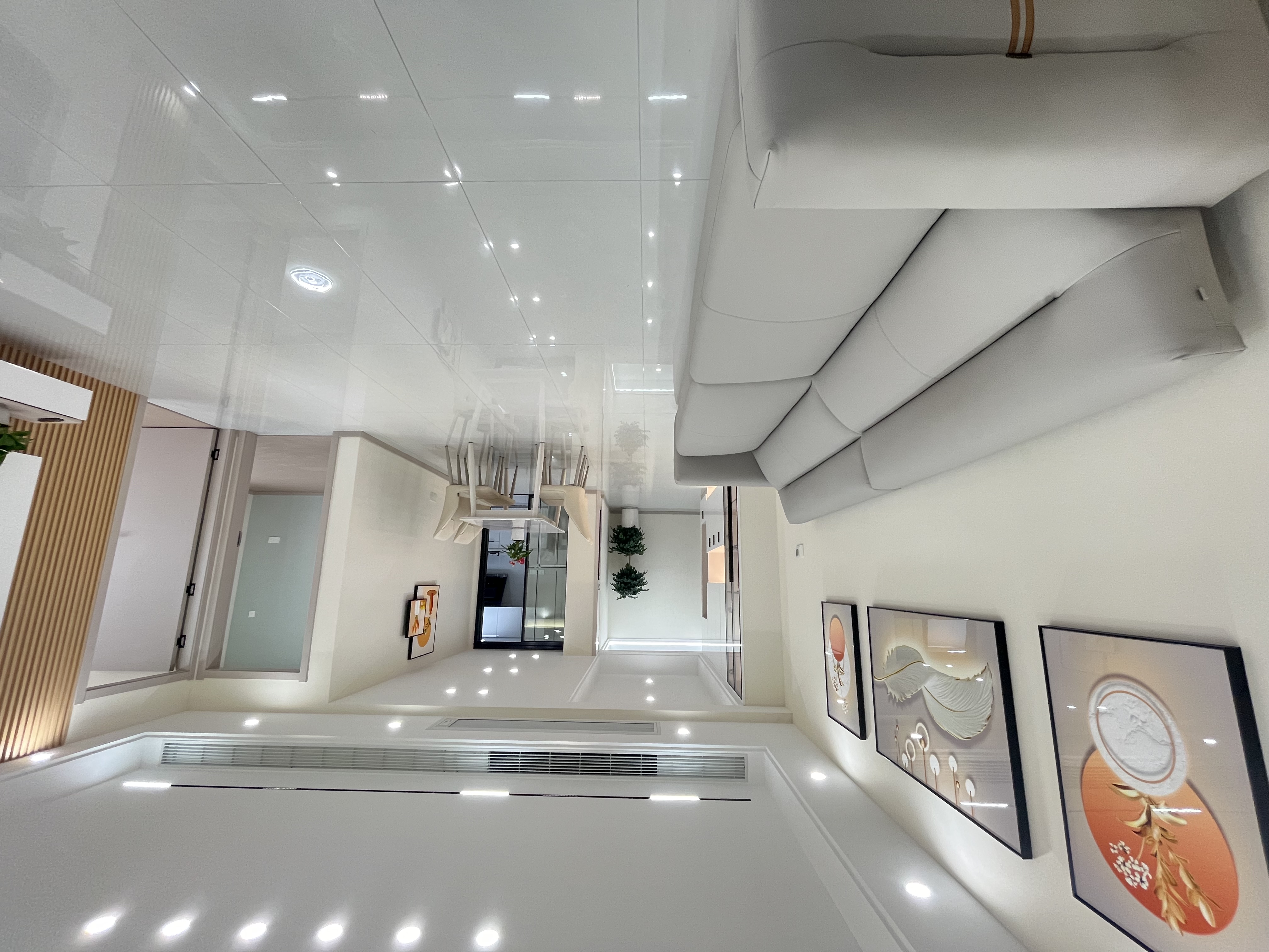 仙桃‮城商‬旁，全新装修3房​，三中，实验‮学小‬队口​，电梯11楼，手付1W带走