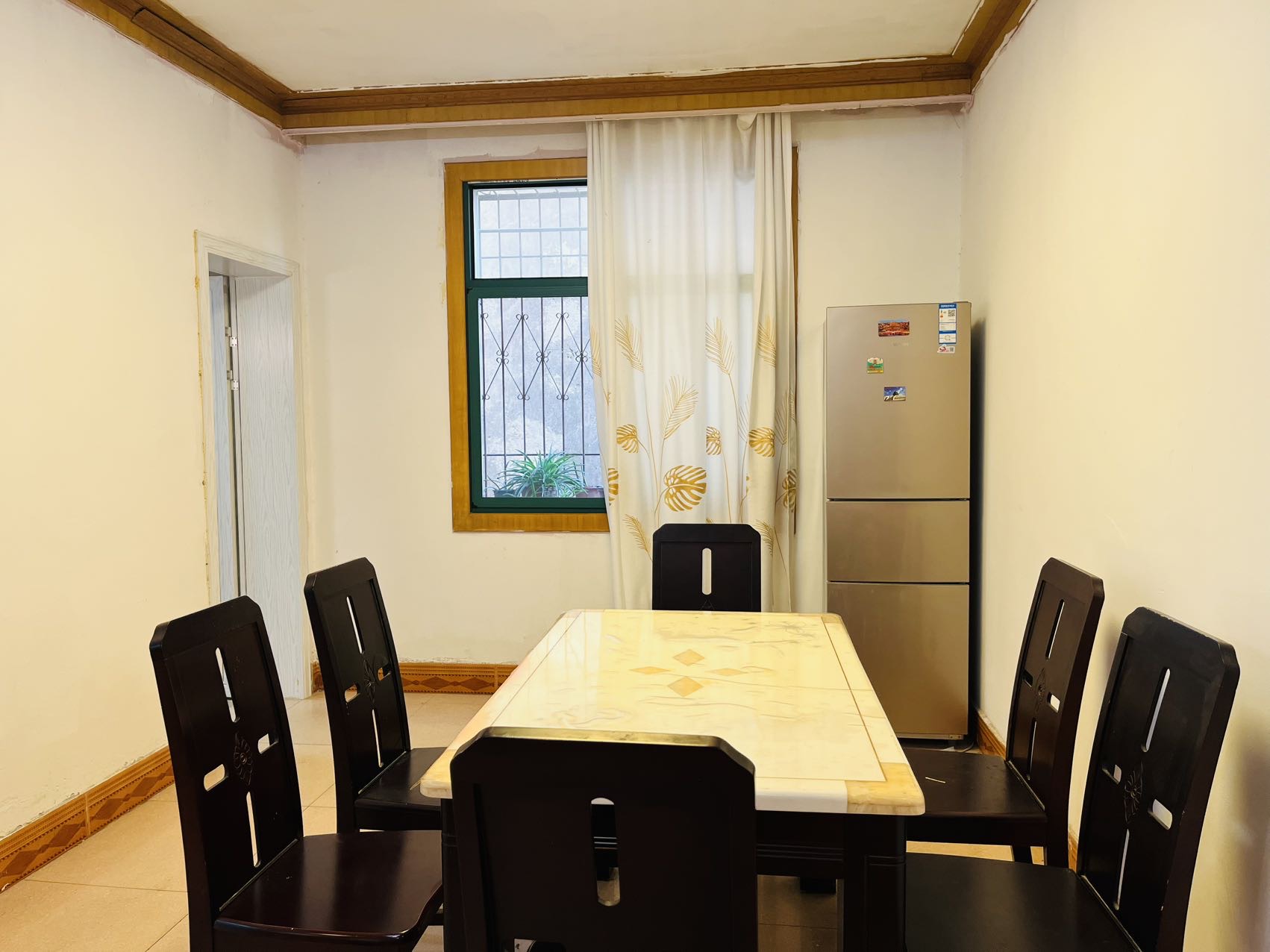 大新路步梯二楼