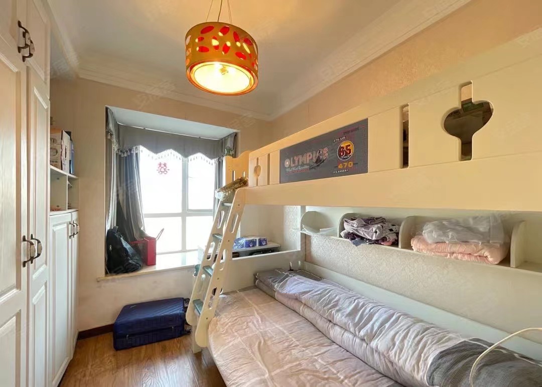 70，捡漏，纽芬兰，天下城市星座精装三房，主城区地段