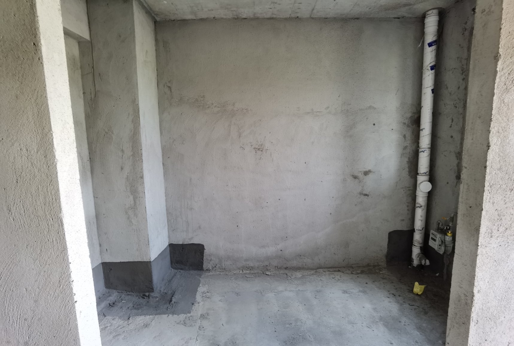 蓝天新城南北双阳台毛坯大三房视野采光 