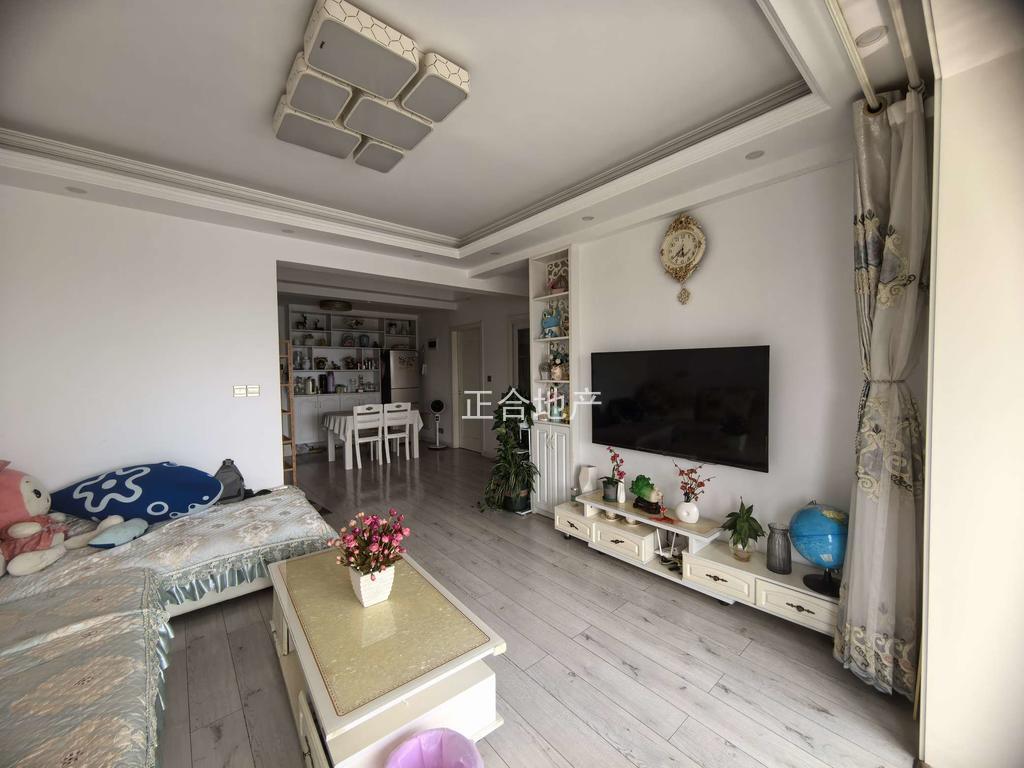 降价了，城南好地段，天诚缘，精装三房，电梯好楼层21楼，成色新，证满五