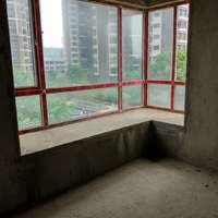 和合国际大三房6100毛坯正满两年