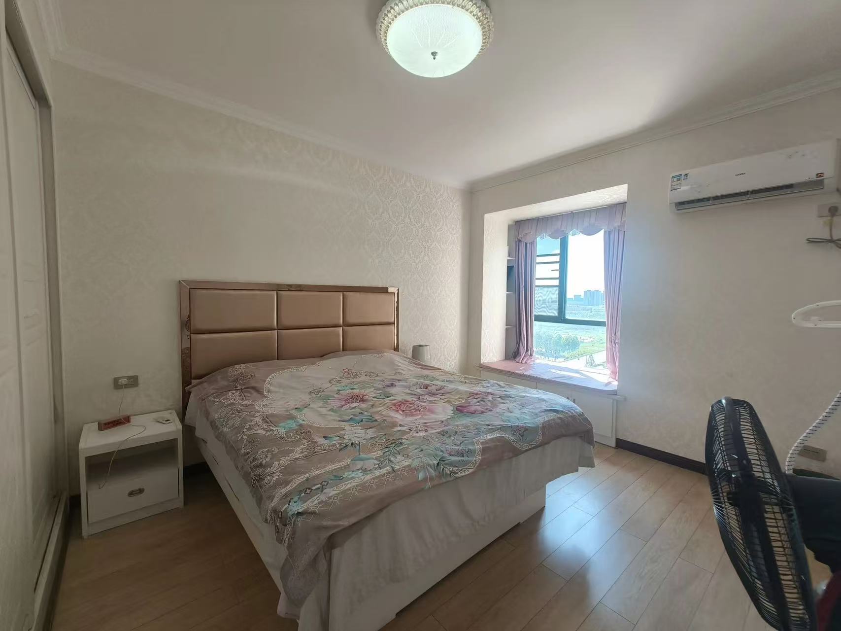 降价了，捡漏，城南，新城一号精装3房2厅，电梯好楼层13楼，证满二