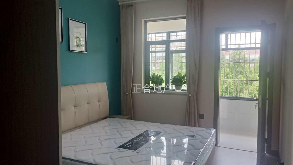 沙嘴菜场附近，步梯4楼，精装3房1卫，9.9成新装修，配套齐全拎包入住，