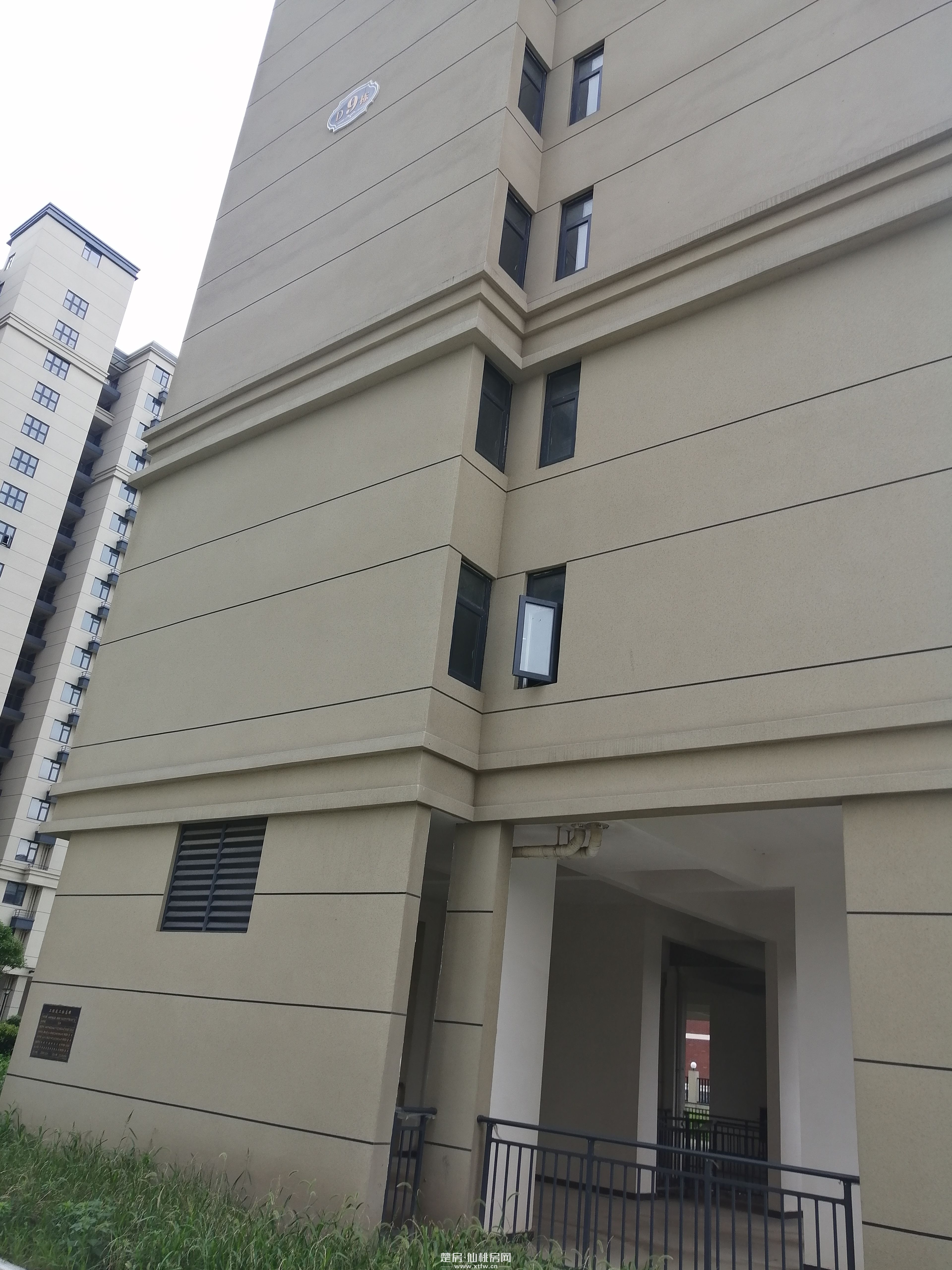 仙桃市人民医院对面骑尾社区电梯房出售