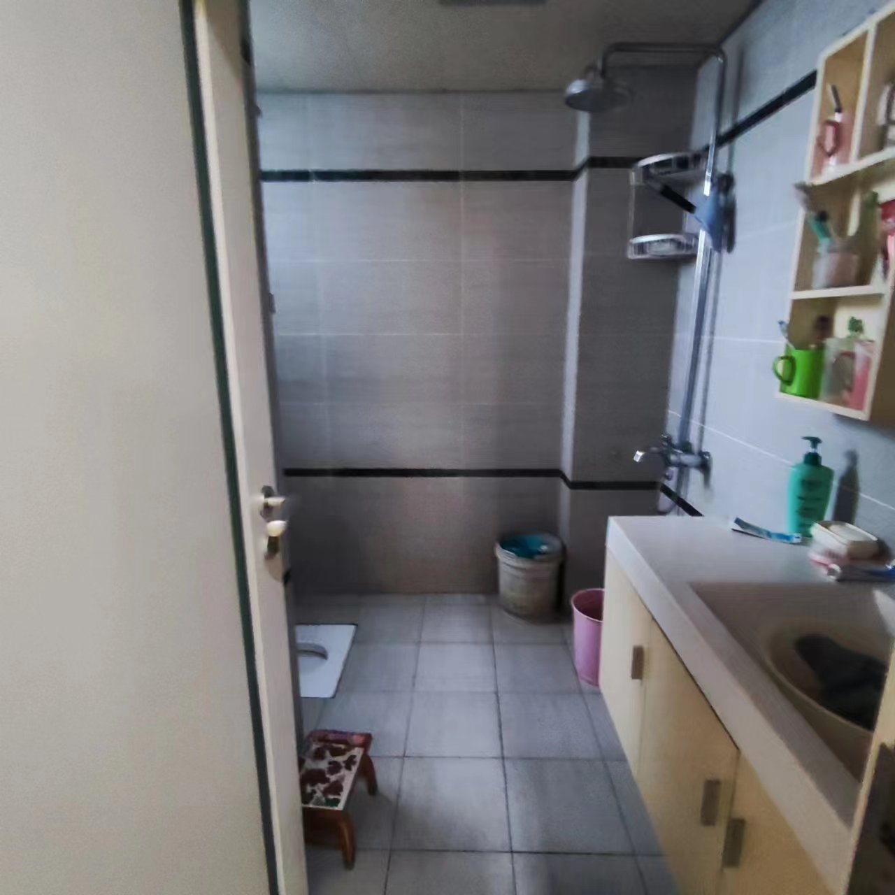 浅水湾.精装三房.证件满二.看房方便