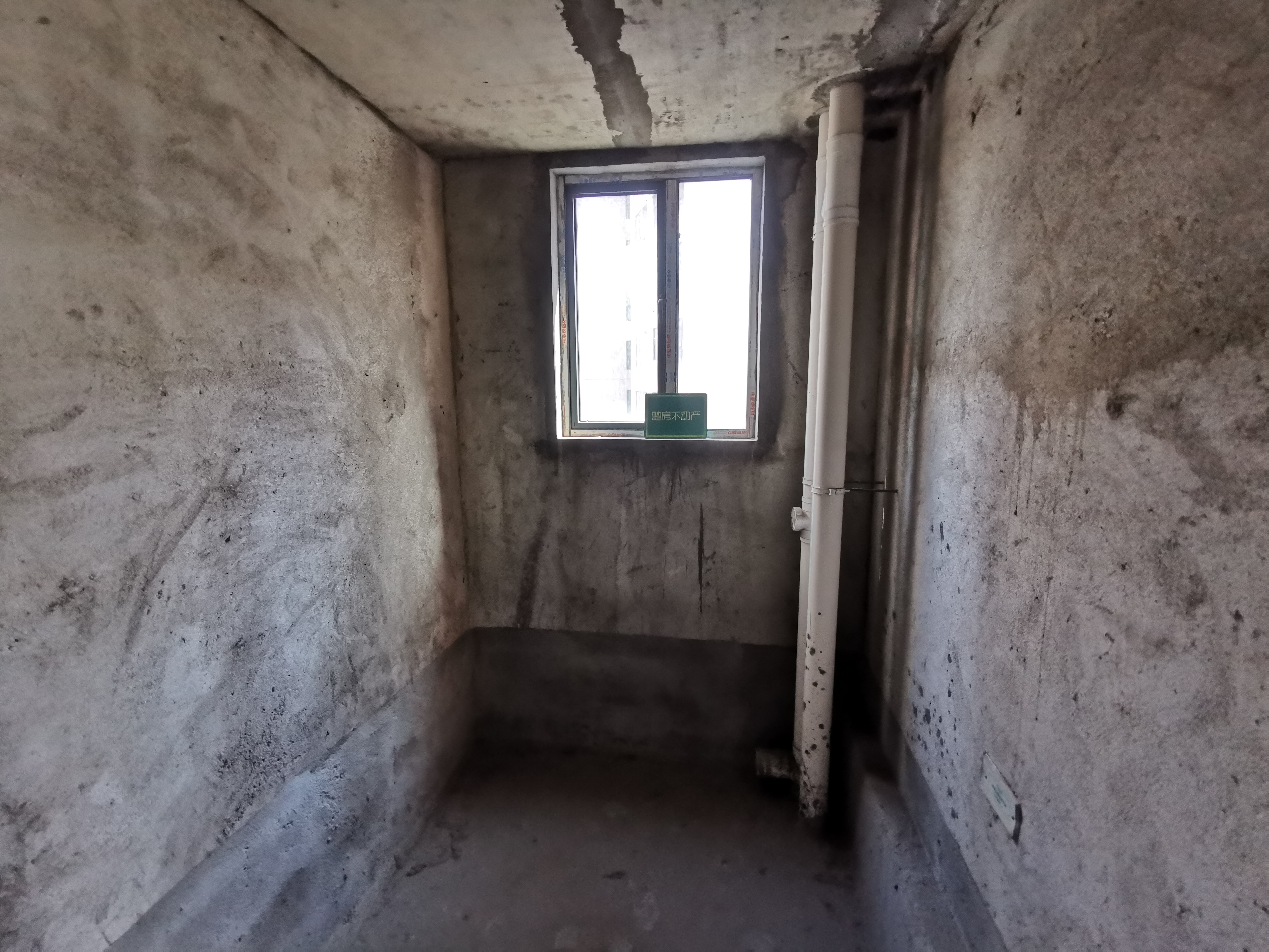 城南中芯紫金城大三房双阳台证满二楼层采光超好学笑都很近诚心出售看房方便