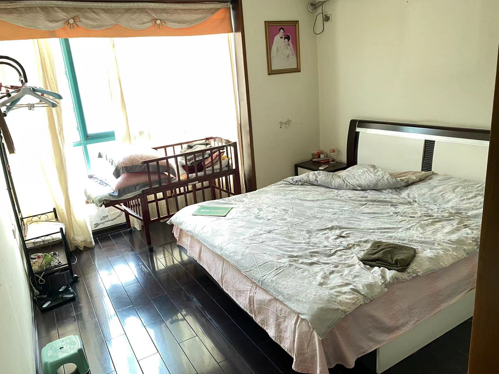 青青家园精装复式，采光视野蛮好，业主诚心出售