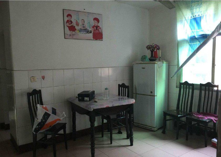 交通路实验  两房，陪读不错选择