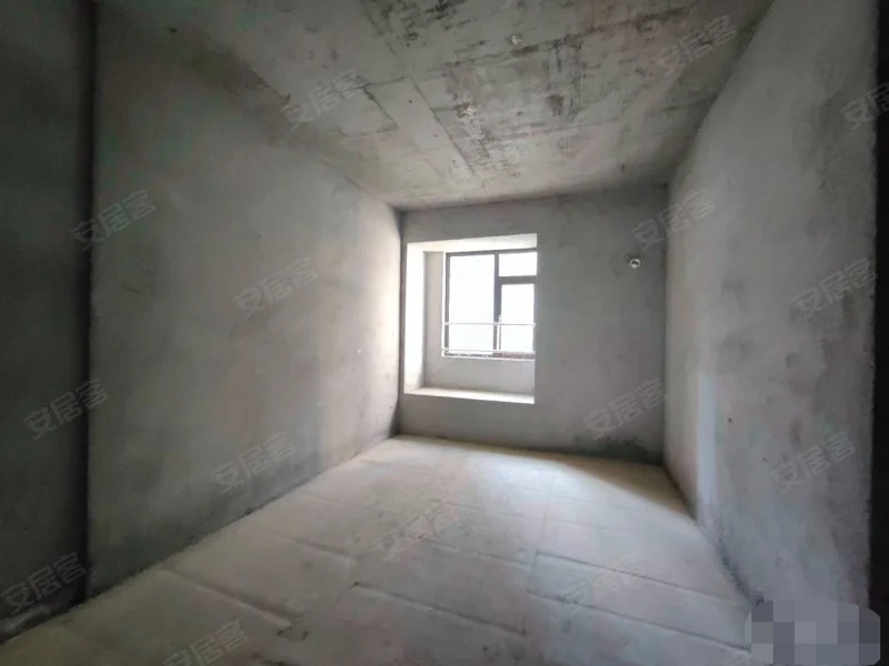 捡漏，锦绣江山望府，没有过户费，单价不到5000，大阳台，三开间朝南