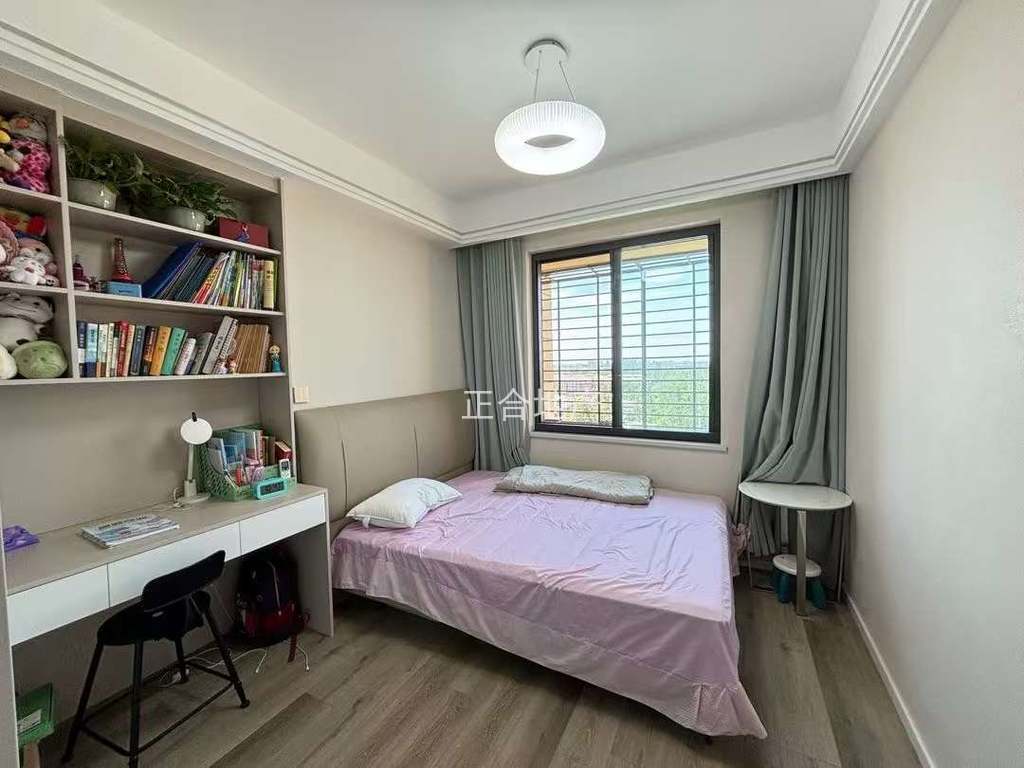 捡漏，城南，小高层，沔阳清华园，基本全新，电梯好楼层。精装三房，证满二