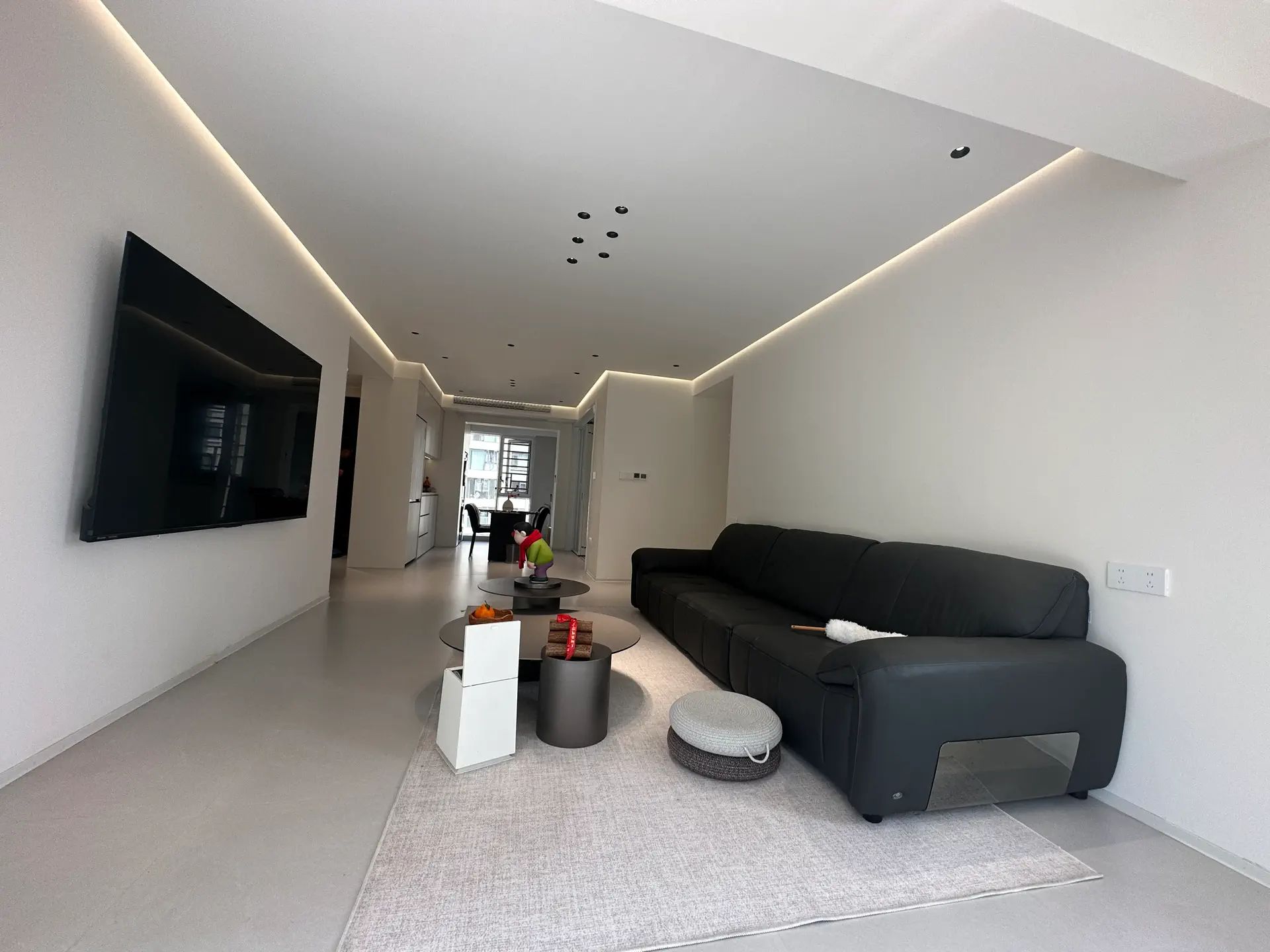 城南，蓝天花园，1梯1户，精装三房，好楼层，诚心出售