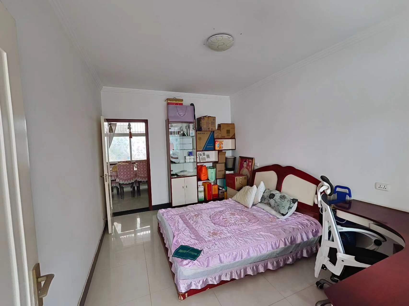 武商附近好房子，长虹花园精装大三房业主诚意出售，家电齐全拎包入住