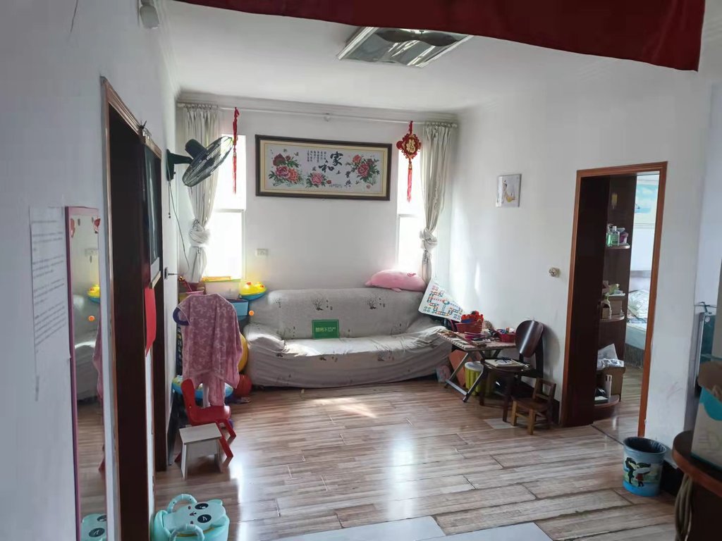 西桥石码头社区棉纺厂宿舍精装大三房实验 仙源